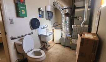 435 Park Ave, Ash Fork, AZ 86320