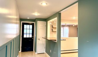 11 Fernwood Rd, Avon, CT 06001