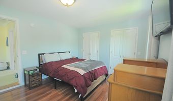 124 Palm St, Bangor, ME 04401