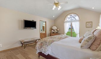 3988 N Farm Road 35, Ash Grove, MO 65604