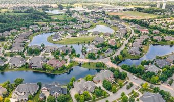 8659 Coveview Ct, Deerfield, OH 45040
