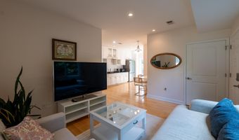 4614 ROXBURY Dr, Bethesda, MD 20814