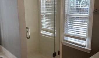 150 CHESTNUT Dr, Alabaster, AL 35007