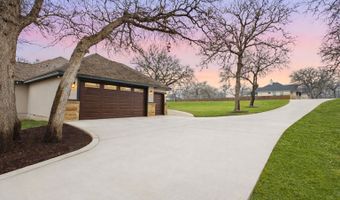 117 Crescent Rdg, Adkins, TX 78101