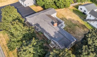 123 Mount Hope Ave, Bangor, ME 04401
