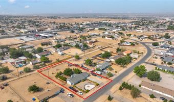 21111 Multnomah Rd, Apple Valley, CA 92308