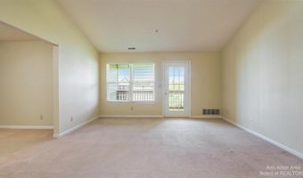 1328 Heatherwood Ln, Ann Arbor, MI 48108