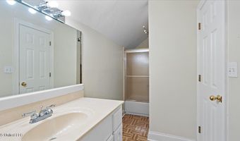 161 Goshen Springs Ln, Brandon, MS 39047