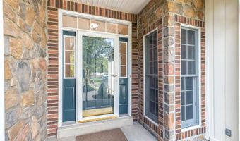 5812 HICKORY HOLLOW Ln, Doylestown, PA 18902