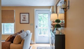 951 Dana Rd, Barre, MA 01005
