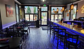 123 S Main St, Algonquin, IL 60102