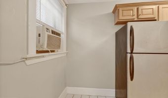 1820 SWANN St NW #2, Washington, DC 20009