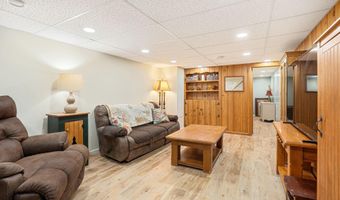 2104 W Oakland Ave, Austin, MN 55912