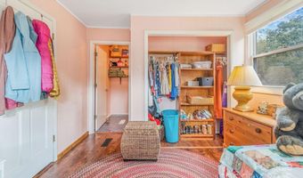 127 Jonestown Rd, Asheville, NC 28804
