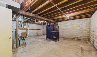924 CRESTVIEW Ln, Adamsville, AL 35005