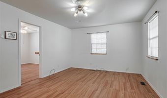 202 W 7th St, Amber, OK 73004