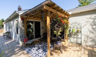 207 Donna Dr, Aurora, IN 47001