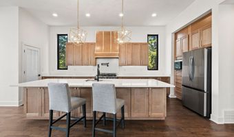 215 Whisper Ridge Dr, Bigfork, MT 59911