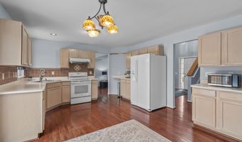 1696 Reserve Ct, Ann Arbor, MI 48103