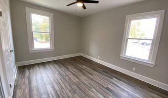615 Central Ave, Alton, IL 62002