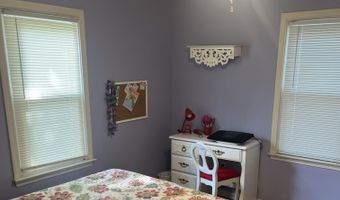 304 N Lowe Rd, Aroma Park, IL 60910