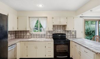 7927 Hoop Rd, Indianapolis, IN 46217