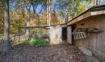 550 Twin Brook Ln, Coventry, RI 02816