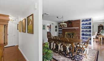 193 Finley Dr, Bennington, VT 05201