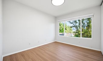 29950 Rolling Ridge Dr, Agoura Hills, CA 91301