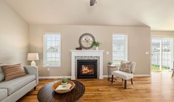 2005 PINE Ave, Cheyenne, WY 82007