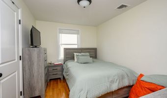 1065 Bedford St, Abington, MA 02351