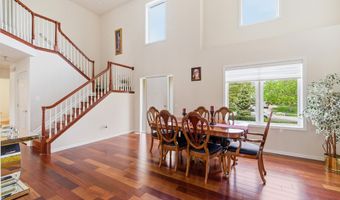 2243 Sun Valley Dr, Ann Arbor, MI 48108