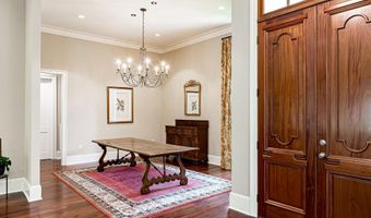 17744 Pecan Shadows Dr, Baton Rouge, LA 70810