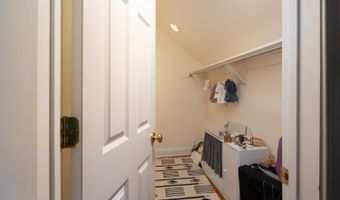 28 Oak Hill Rd, Amenia, NY 12501