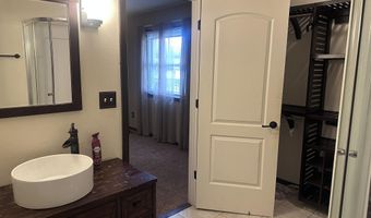 225 N Pringle Ave, Ash Grove, MO 65604