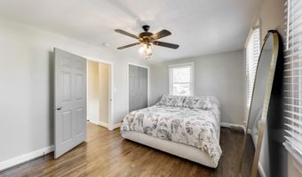 4609 HILLSIDE Rd SE, Washington, DC 20019