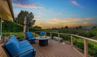 1525 Ramona Dr, Camarillo, CA 93010