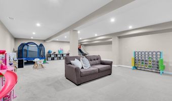 20 Gina Dr, Allentown, NJ 08501
