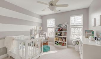 5112 KNAPP Pl, Alexandria, VA 22304