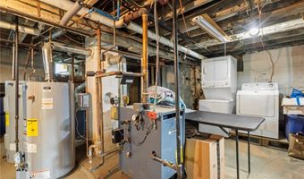 9 Southern St, Cranston, RI 02920