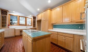 3289 Floyd Springs Rd NE, Armuchee, GA 30105