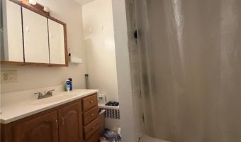 5 Warner St 2, Newport, RI 02840