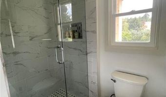 2260 Nottingham Rd, Allentown, PA 18103