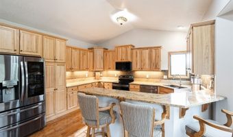 8091 NE 30th Pl, Altoona, IA 50009