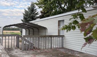 16 W Wasson Rd 19, Amboy, IL 61310