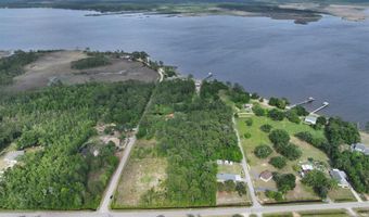 Robinson Point Rd, Bagdad, FL 32583