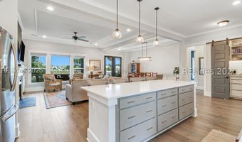 302 Castaway Dr, Bluffton, SC 29910