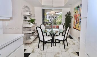 3900 Island Blvd B204, Aventura, FL 33160