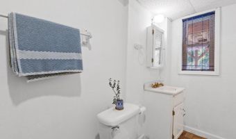 10525 EDGEMONT Dr, Adelphi, MD 20783