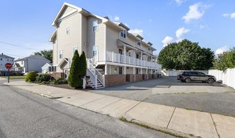 50 Clemence St 50, Cranston, RI 02920